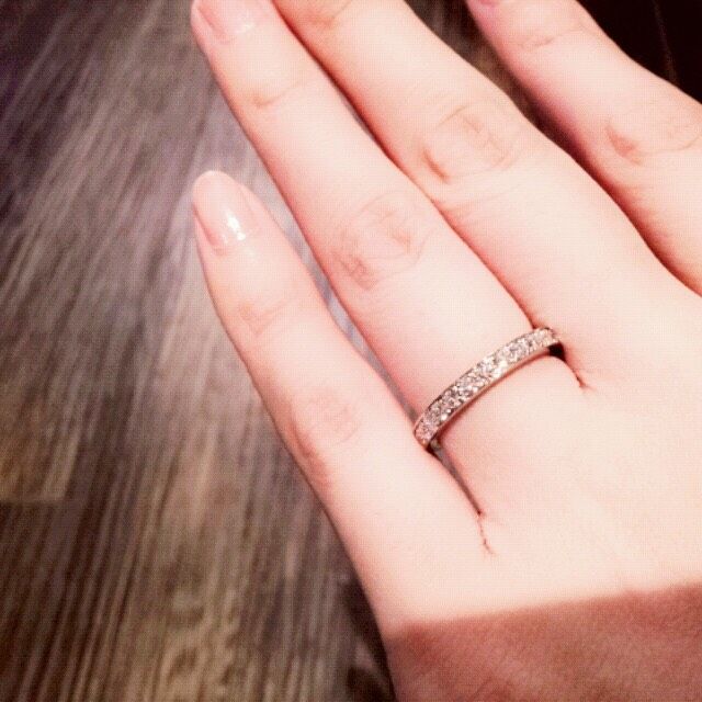 【ショーメ(CHAUMET)の口コミ】 仕事でも使える清楚でシンプルなデザインが決め手でした。シンプルなデザ…