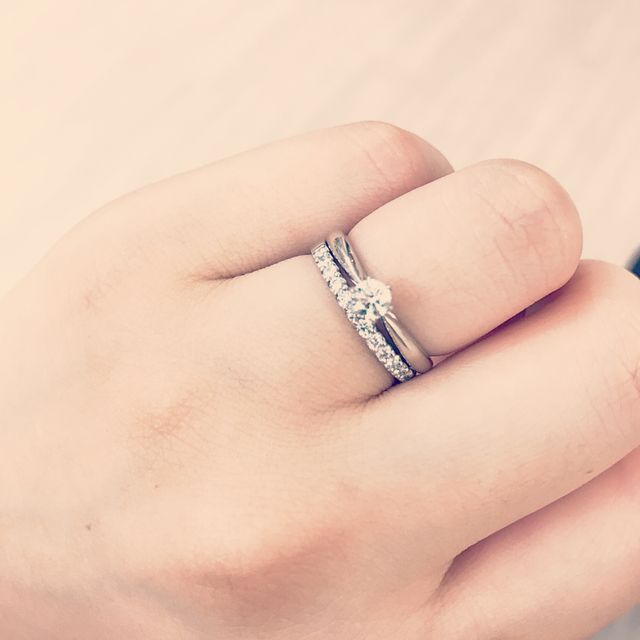 【アイプリモ(I-PRIMO)の口コミ】 つけた時に一番指がキレイに見えるものを選びました。元々キレイな指では…