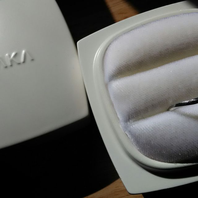 【俄(にわか)の口コミ】 それぞれの指輪に情景やストーリーがあるところが決め手になりました。ど…