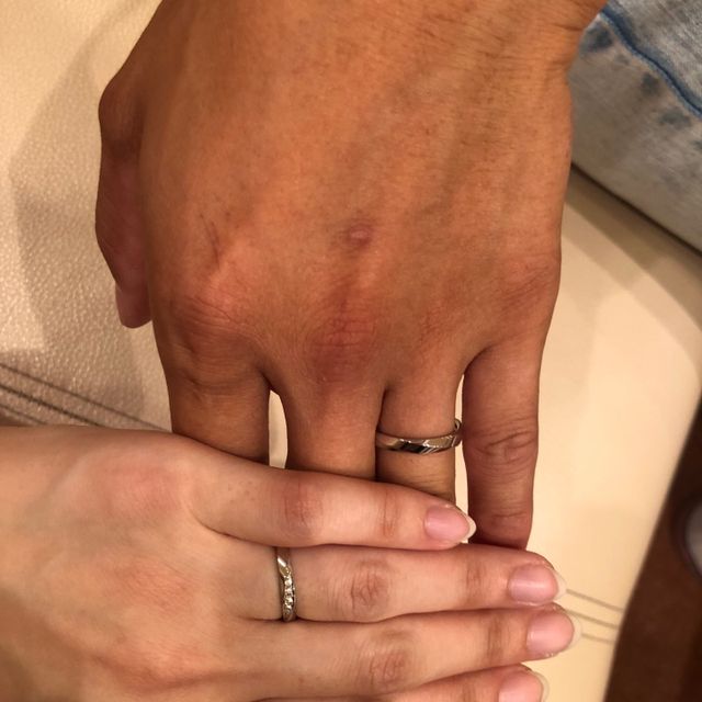 【アイプリモ(I-PRIMO)の口コミ】 デザインがたくさんあり迷ったのですがシンプル過ぎず派手すぎず嫁もきに…