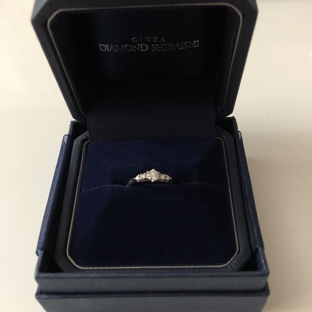 【銀座ダイヤモンドシライシの口コミ】 シンプルなデザインのものが良いなと探していたところ、ダイヤモンドシラ…