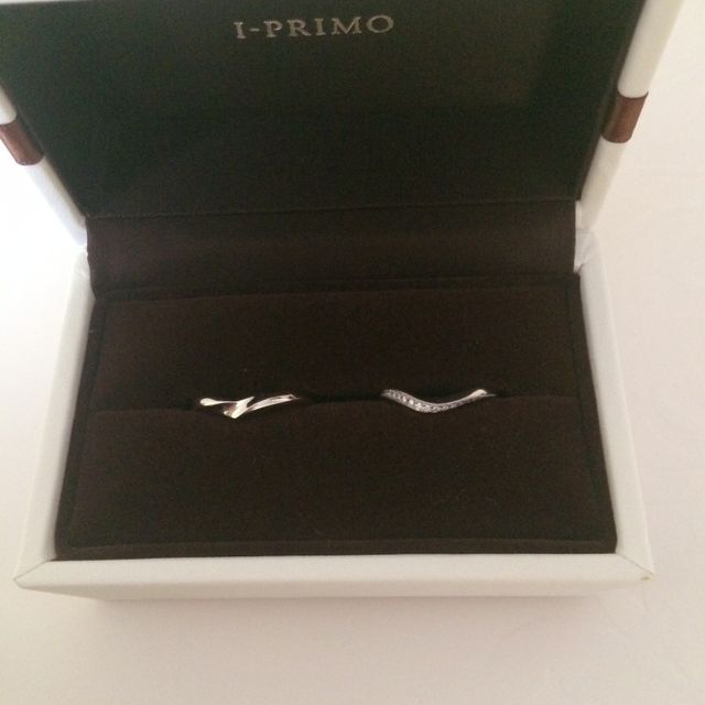 【アイプリモ(I-PRIMO)の口コミ】 自分の指にコンプレックスがあったので、とにかく指を長く見えるようにV字…