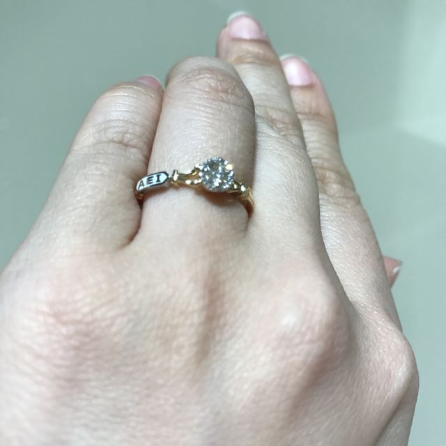 【Sirena Azzurro(セイレーン アズーロ)の口コミ】 元々デザインが気になっていて、店舗へ行きました。試着するととても可愛…