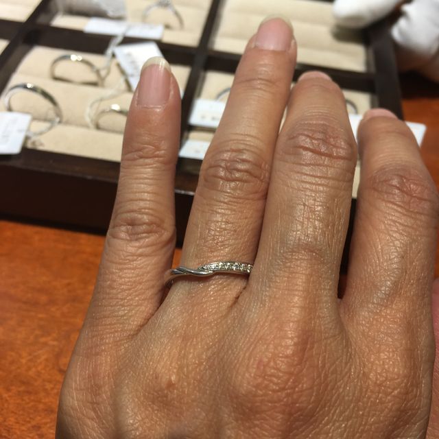 【TRECENTI(トレセンテ)の口コミ】 現在持っているエンゲージリングとセットリングで合うマリッジリングを探…