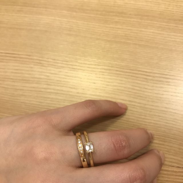 【【閉業】フラー・ジャコー(FURRER-JACOT)の口コミ】 お花型になってて、つけても外しても可愛いです。シャネルに似たようなデ…