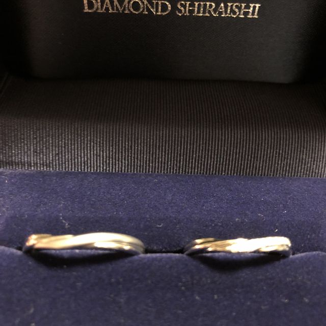【銀座ダイヤモンドシライシの口コミ】 もともと指輪をつけないので、指輪をつけると窮屈だったが、この指輪はず…