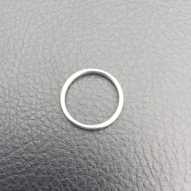 【TASAKI(タサキ)の口コミ】 私でなく妻が一目惚れしてペアで購入しました。妻のは3つのダイヤがさりげ…