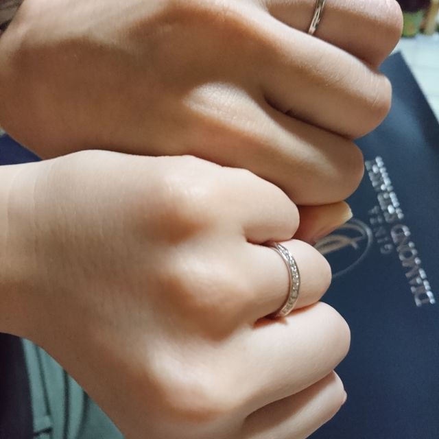 【銀座ダイヤモンドシライシの口コミ】 特別これといったものが見つからなかったのですが
そんなものですと店員さ…