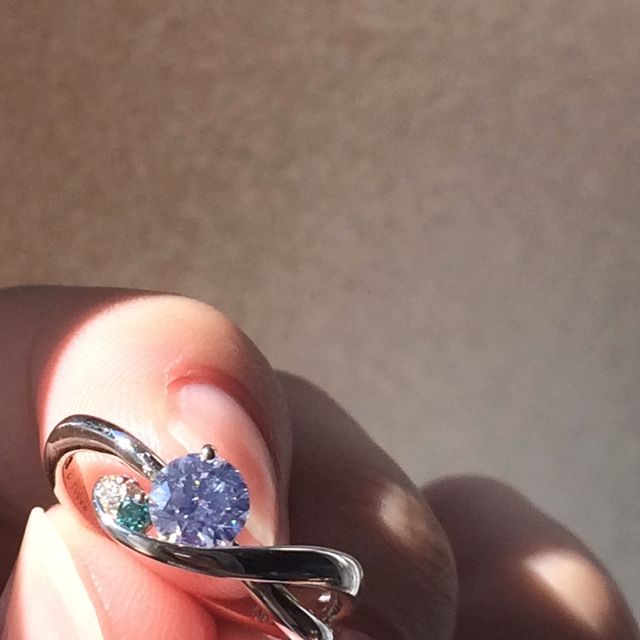 【BRILLIANCE+(ブリリアンスプラス)の口コミ】 ダイヤモンドの4Cもわからずに悩んでいたところを、詳しく説明していただ…