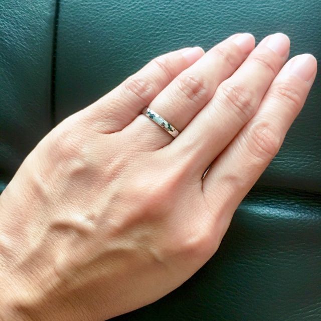 【PILOT BRIDAL(パイロットブライダル)の口コミ】 婚約指輪探しの時から少しずつイロイロなブランドを見て回っていました。
…