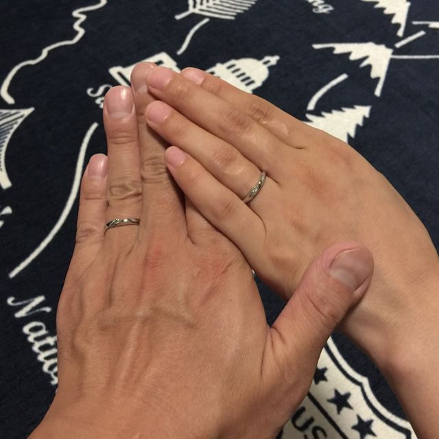 【銀座ダイヤモンドシライシの口コミ】 悩んで、悩んで、悩んで決めました！シンプルかつ少し他とは違う部分があ…