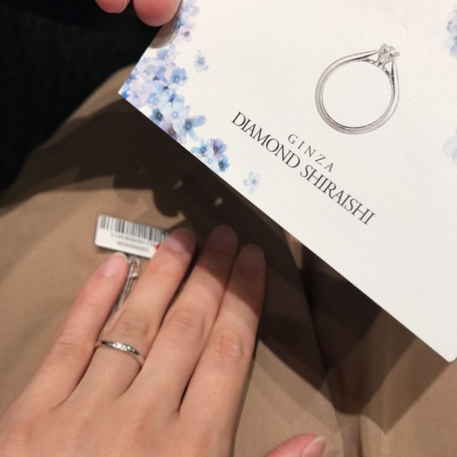 【銀座ダイヤモンドシライシの口コミ】 シンプルかつ上品で、品質が良いものを探していました。結婚式場の紹介で…