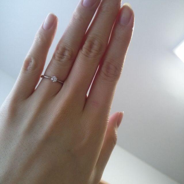 【TRECENTI(トレセンテ)の口コミ】 シンプルながらも上品に見えるサイズで冠婚葬祭でもたくさん着けることが…