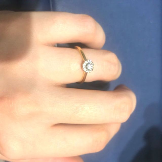 【銀座ダイヤモンドシライシの口コミ】 日常的に着けていても違和感のない指輪を探しており、こちらの指輪に決め…