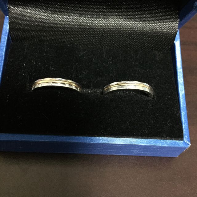 【Only You(オンリーユー)の口コミ】 シルバーのシンプルなデザインのものを探していましたがこの指輪を紹介さ…