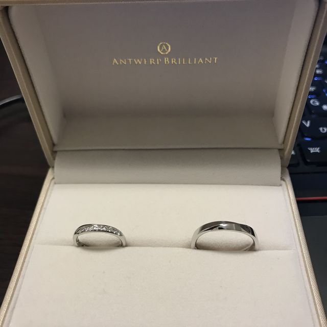 【ANTWERP BRILLIANT(アントワープブリリアント)の口コミ】 銀座を中心に5店舗前後、指輪を見に行き様々な指輪を試着してみた。私自身…