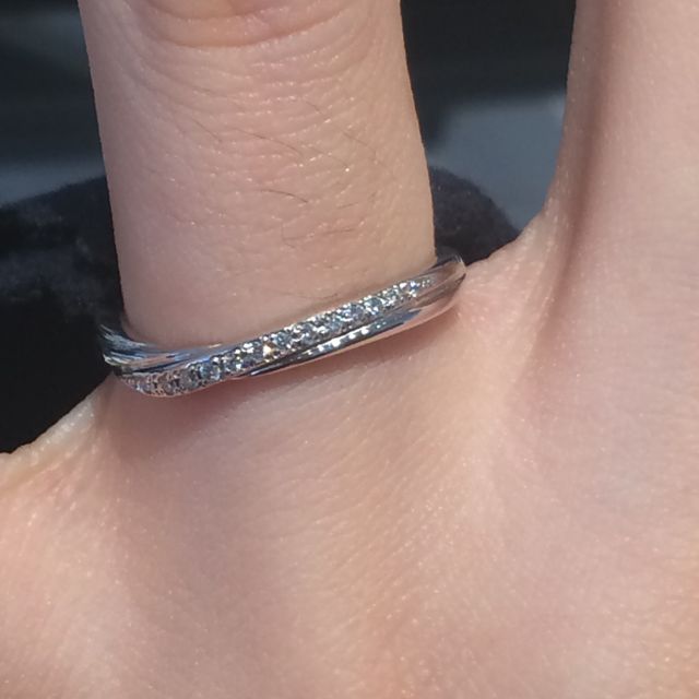 【銀座ダイヤモンドシライシの口コミ】 ウェーブかV型かで悩んでいたら2wayづかいできるということで提案して頂き…