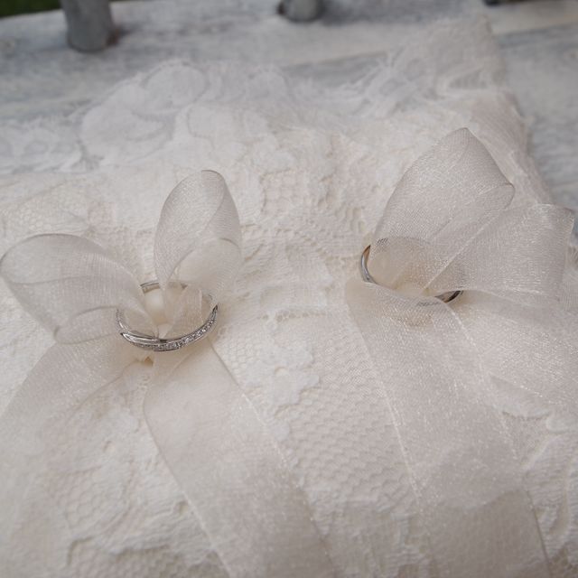 【ラザール ダイヤモンド(LAZARE DIAMOND)の口コミ】 ダイヤモンドが嫌味でなく、普段使いしやすいシンプルな指輪を探していま…