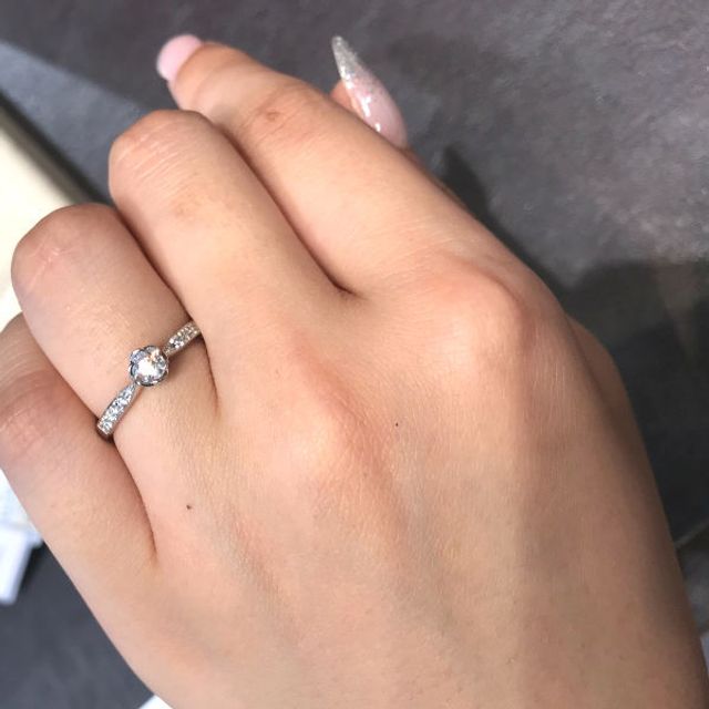 【TRECENTI(トレセンテ)の口コミ】 上品でありながら可愛らしい雰囲気があり、一目見て気に入りました。技術…