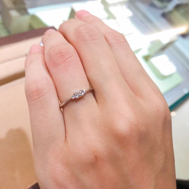 【ORECCHIO(オレッキオ)の口コミ】 シンプルが好きだけど、通常のラウンドのダイヤは嫌で、色々なお店を見て…