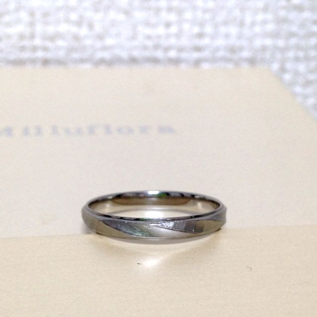 【ミルフローラ(Milluflora)の口コミ】 指輪にはあまりお金をかけたくなかったので、比較的低価格な商品をいくつ…