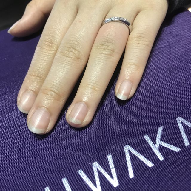 【俄(にわか)の口コミ】 ネットで見た時に可愛いと思って
お店にいって実物を見たら
ダイヤの輝き…