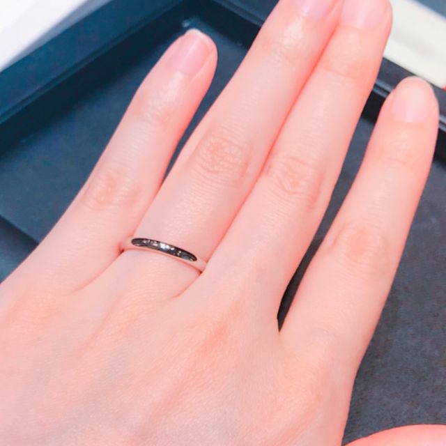 【ラザール ダイヤモンド(LAZARE DIAMOND)の口コミ】 とても着け心地がよく、着けていても邪魔にならなくて、幅も細すぎず太す…