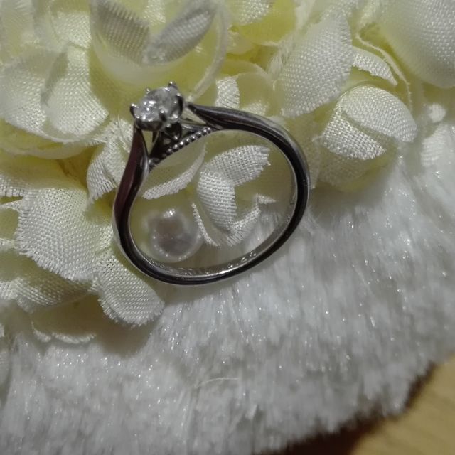 【エクセルコダイヤモンド(EXELCO DIAMOND)の口コミ】 結婚指輪と２重つけしたいという嫁の希望と一緒にお店巡りをしたときの印…