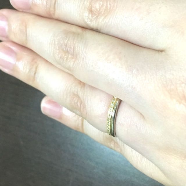 【PORTADA(ポルターダ)の口コミ】 メレダイヤがたくさん付いたデザインが華やかで気に入っています。また二…