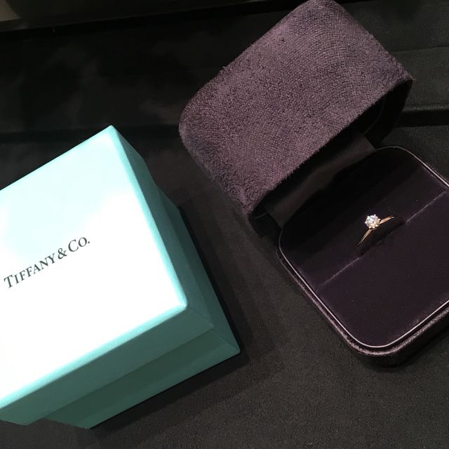 【ティファニー(Tiffany & Co.)の口コミ】 ダイヤモンドの輝きです。
4Cの中でもカッティングにおいて
エクセレント…