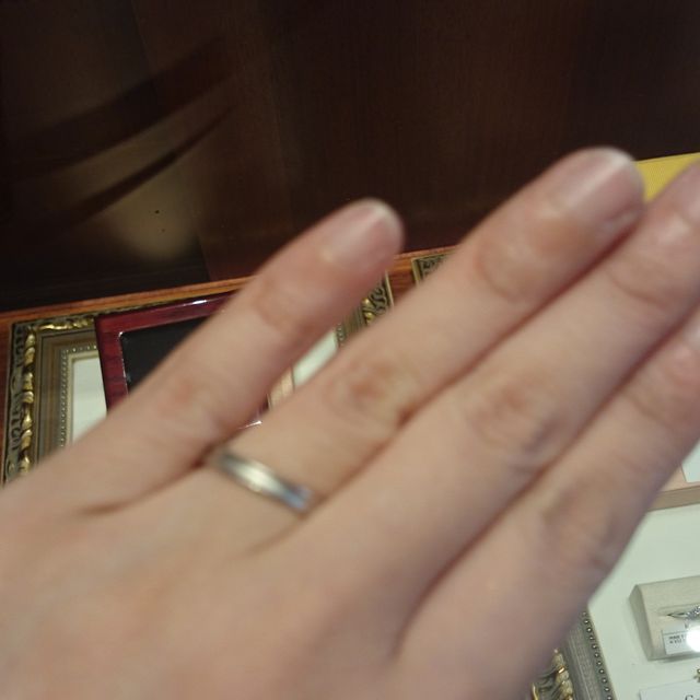 【ケイウノ ブライダル(K.UNO BRIDAL)の口コミ】 結婚指輪を捜しに来店しました。ディズニーの指輪を取り扱っており、可愛…