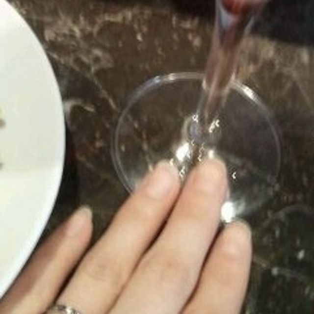 【カルティエ(Cartier)の口コミ】 カルティエのバレリーナです。写真ですと、光の加減でダイヤが見えづらい…