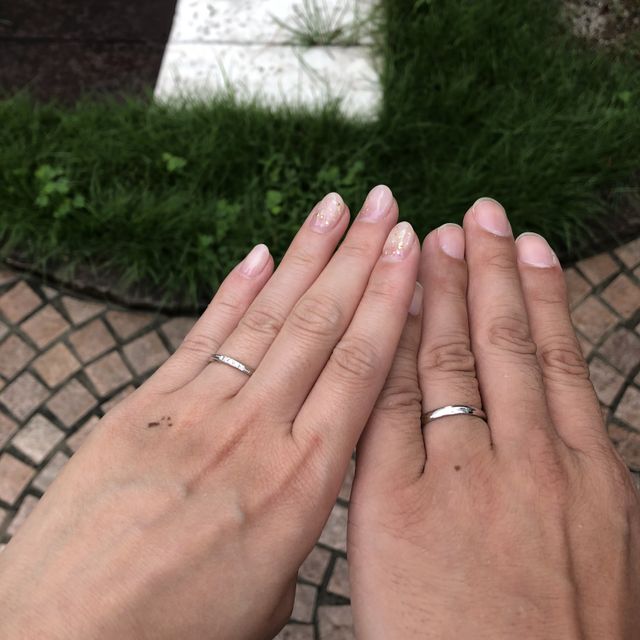 【GALA JEWELRY(ガラジュエリー)の口コミ】 結婚指輪と言えば、有名ブランドのモノ！とゆう憧れから、何件か有名ブラ…