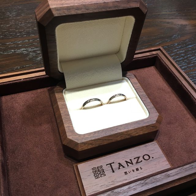 【TANZO.(鍛造指輪)の口コミ】 オーダーメイドで世界で１つだけの指輪を作れるのと、丈夫な鍛造作りが気…