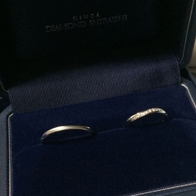【銀座ダイヤモンドシライシの口コミ】 最初は、人気指輪やホームページで見て気になった指輪を試着させて頂いて…