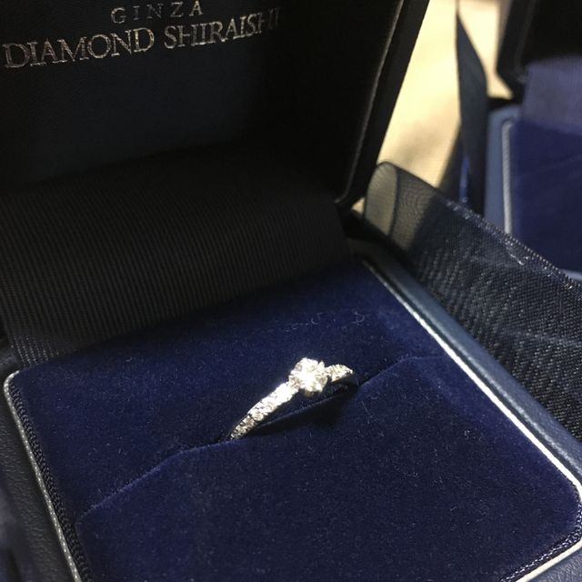 【銀座ダイヤモンドシライシの口コミ】 雑誌で拝見してスターリーははじめから気になってはいましたが、他にも色…