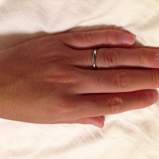 【4℃ BRIDAL(ヨンドシーブライダル)の口コミ】 ショーウィンドウで見たときは、正直どれも同じようなデザインにしか見え…