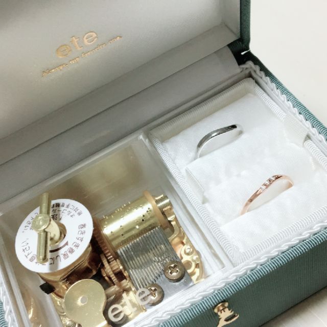 【ete(エテ)の口コミ】 結婚指輪を選ぶにあたって、一番重視したのははやり価格でした。そして私…