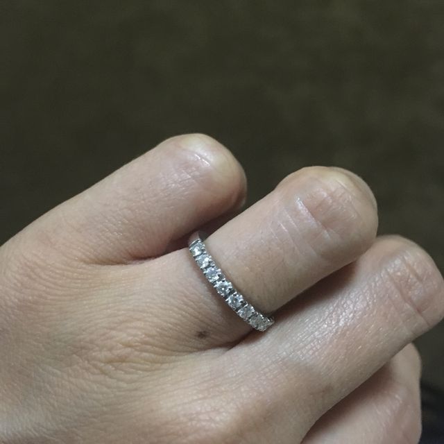 【BRILLIANCE+(ブリリアンスプラス)の口コミ】 もともとフルエタニティーリングを探していました。いろいろなお店を見比…