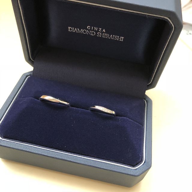 【銀座ダイヤモンドシライシの口コミ】 とにかくつけ心地がよく、軽い！
他のブランドさんも検討しましたが、いち…