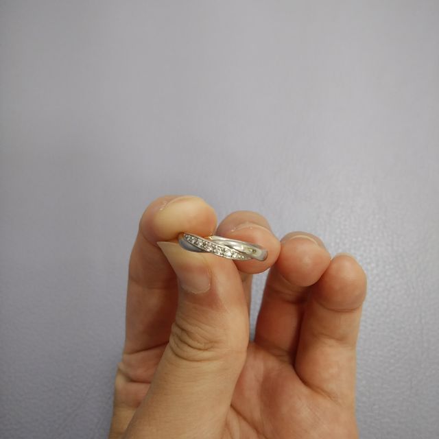 【カオキ　ダイヤモンド専門卸直営店の口コミ】 いろいろな店を回ったが、どれもぴんとこなかった。
百貨店は高すぎる割に…