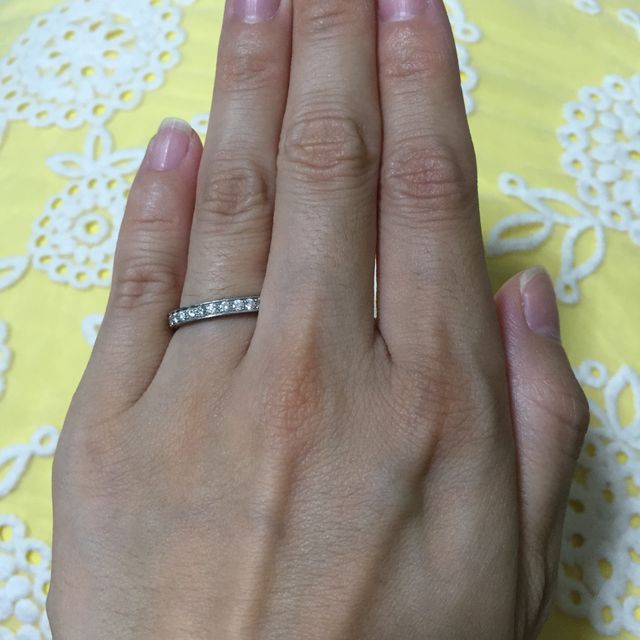 【ショーメ(CHAUMET)の口コミ】 指が太く、短い私でも付けたときにきれいに見えたのが一番の決め手です。
…