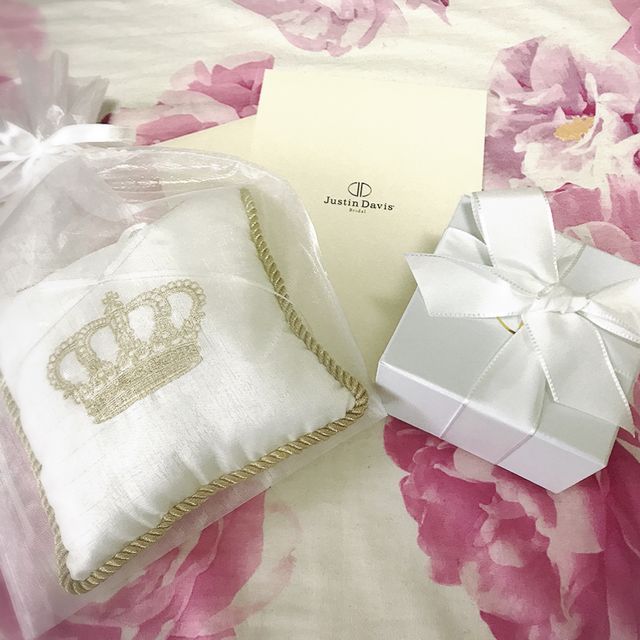 【Justin Davis Bridal(ジャスティンデイビスブライダル)の口コミ】 カタログを見た際に見てみたい商品が2つあって、両方着用させて頂いた結果…