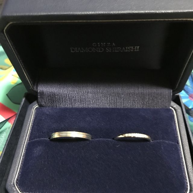【銀座ダイヤモンドシライシの口コミ】 一生付けていく結婚指輪なのでたくさんの店舗を回りました。婚約指輪がテ…