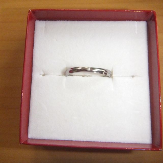 【BLOOM(ブルーム)の口コミ】 仕事柄、指輪をつける事がデートの時くらいなので奥さんの欲しい指輪を購…