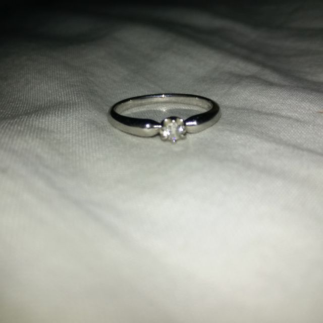 【4℃ BRIDAL(ヨンドシーブライダル)の口コミ】 これを購入した時はまだどんなマリッジリングにするか決めていませんでし…