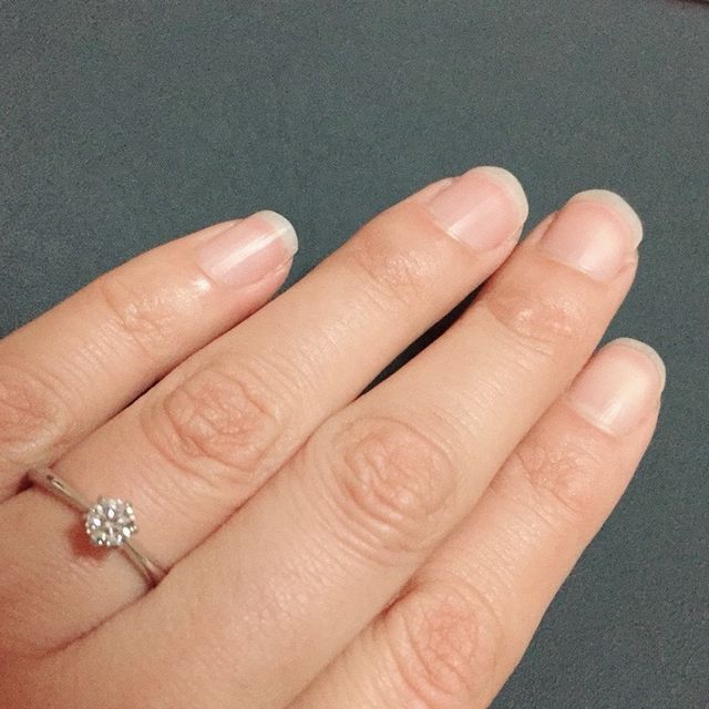 【アイプリモ(I-PRIMO)の口コミ】 いろんな指輪の形やダイヤから悩みましたがシンプルなものが良かったので…