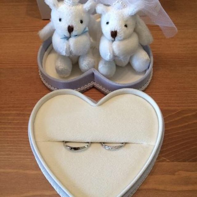 【ヴァンドーム青山(VENDOME AOYAMA)の口コミ】 デザインはエンゲージリングと重ねづけをできるものを基準に選びました。…