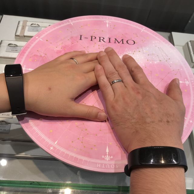 【アイプリモ(I-PRIMO)の口コミ】 一目惚れしました。ダイヤも両サイドから内側に向かって入っていて、主張…