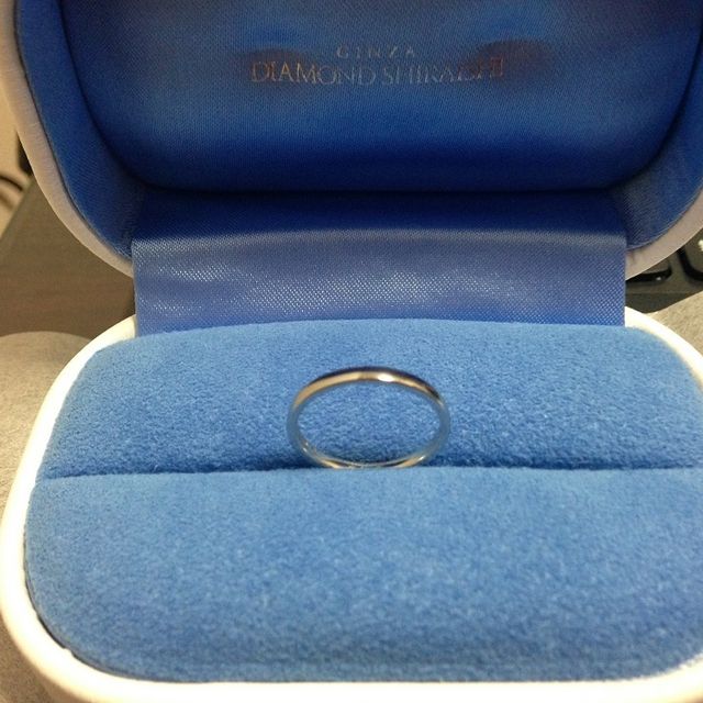 【銀座ダイヤモンドシライシの口コミ】 お店で一番シンプルで、厚みがなく、角ばっているデザインで、値段が手ご…